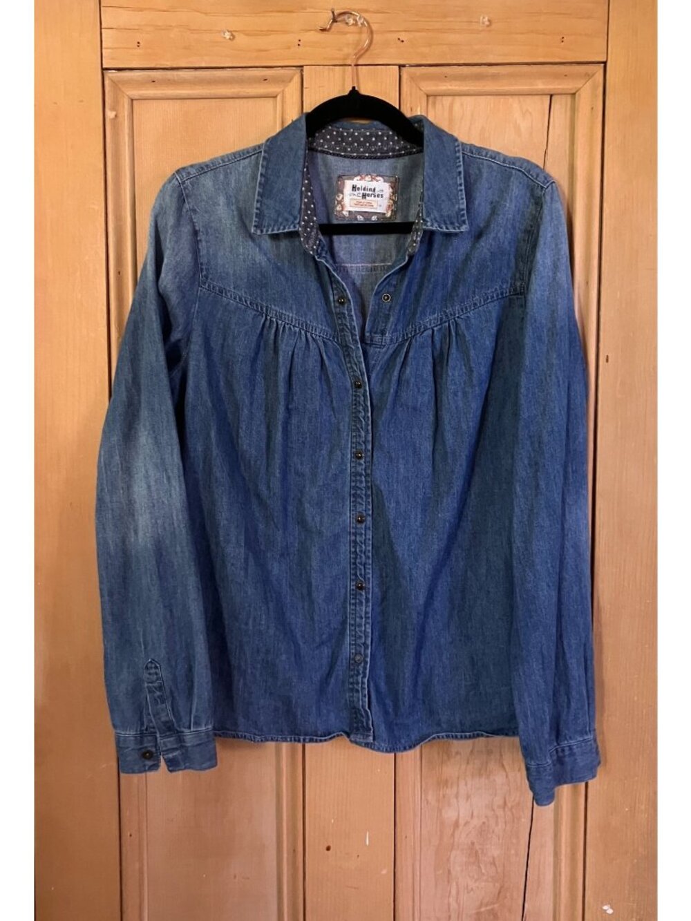 Holding Horses Womens Anthropologie Birds Sunset Denim Shirt Medium Blue SP NWOT - Picture 7 of 12